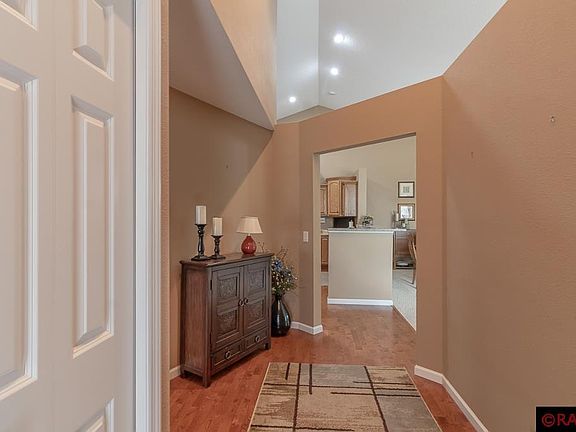 4th image of 745 Grayhawk Cir