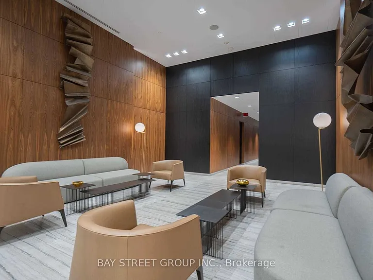 8 Eglinton Ave E #4404 — Photo 5