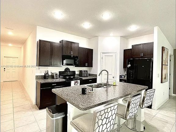 4th image of 11207 Sage Canyon Dr