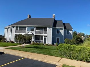 784 W Barrington Cir, Jackson, MI 49203