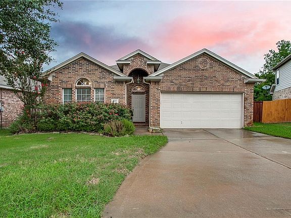 3rd image of 8603 Darrington Dr