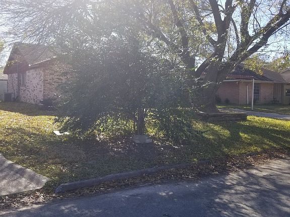 3rd image of 542 Glenvale Dr