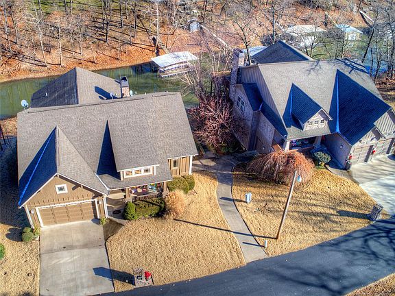 2nd image of 2243 Lower Waterfall Rd