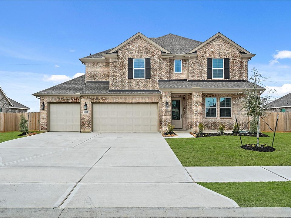 1st image of 12115 Willow Way Ave