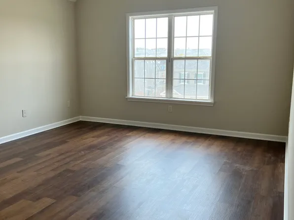 894 Henrietta St, Macon, GA 31201