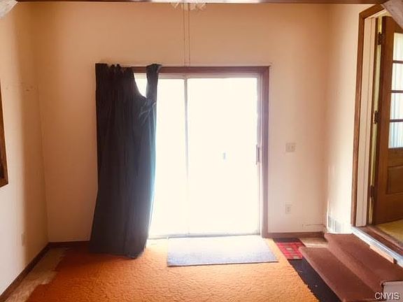 3rd image of 504 Parsons Dr
