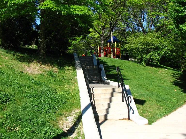 86 Glenville Ave — Photo 10