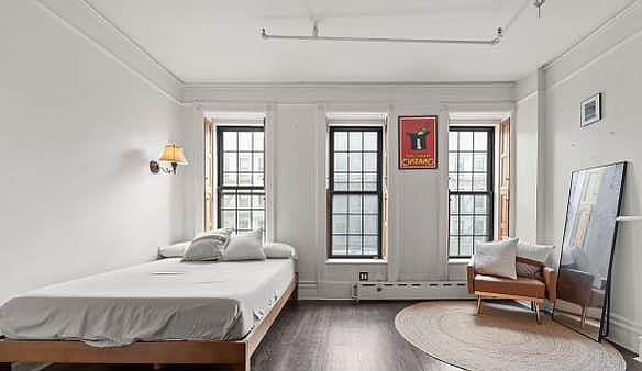 1st image of 1698 Lexington Ave #3D