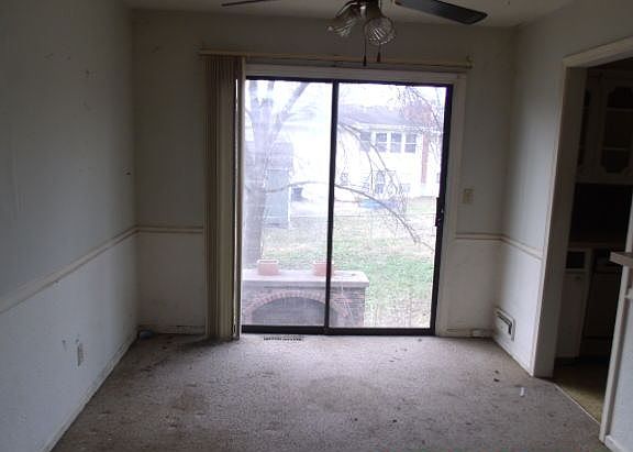 4th image of 4324 S Saville Ave
