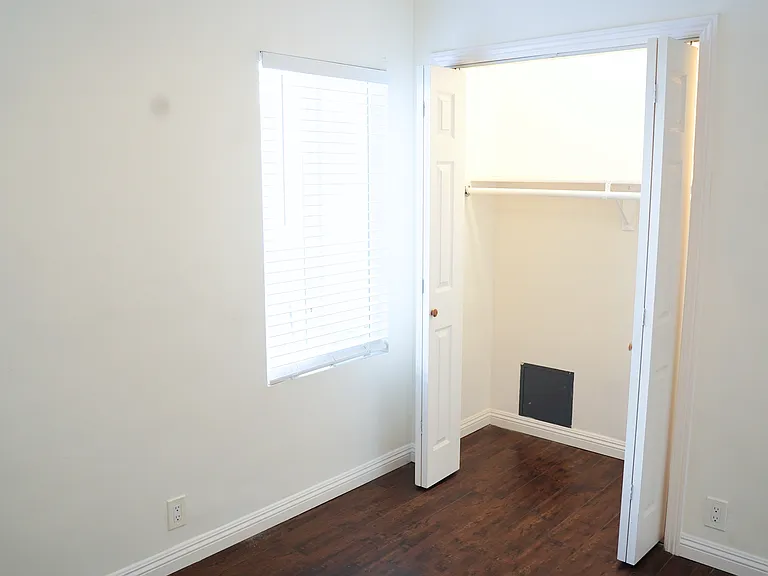 429 N Palm Ave #A — Photo 14