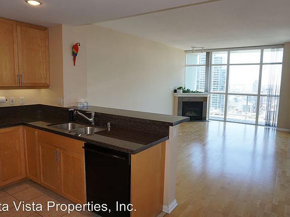5th image of 850 Beech St Unit 2203