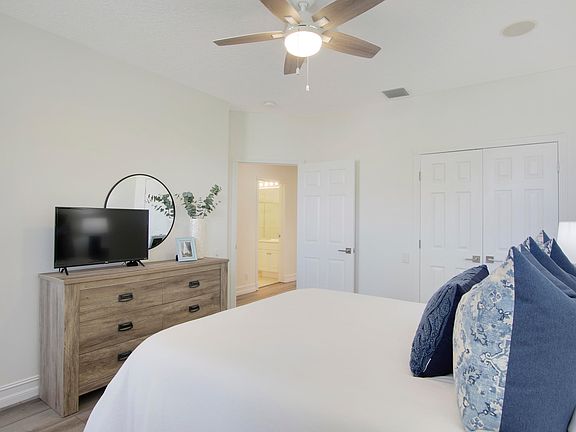 5th image of 724 Cable Beach Lane
