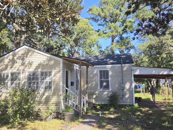 4045 Gary Dr, North Charleston, SC 29405