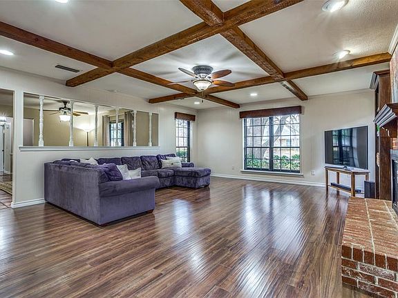 4th image of 2320 Stone Creek Dr