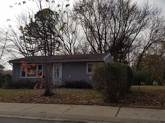 3rd image of 8554 North Ave