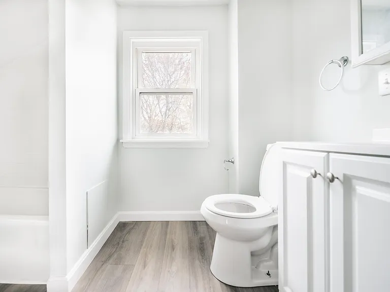 69 2nd St #3 — Photo 8