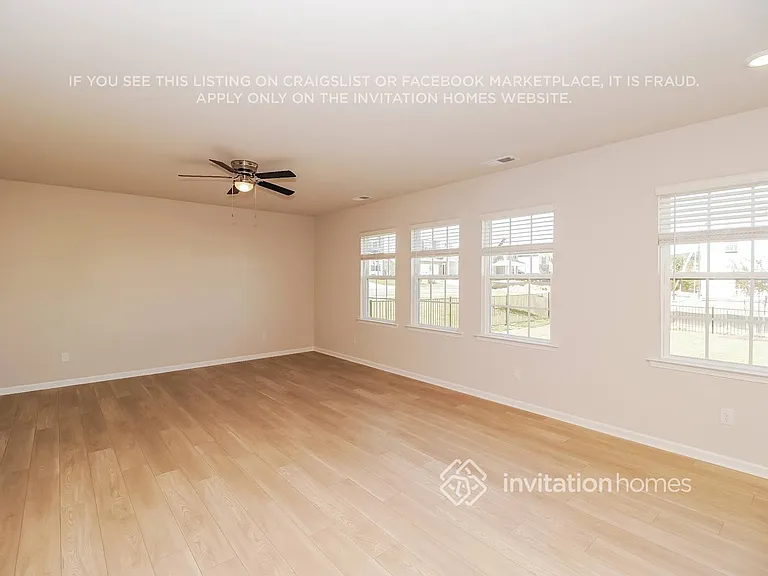 2046 Morning Gold Dr — Photo 4