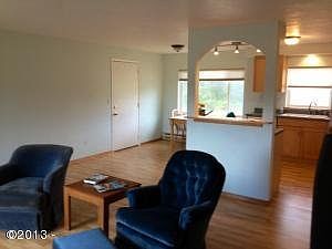 5th image of 1806 NW Dolphin Ln