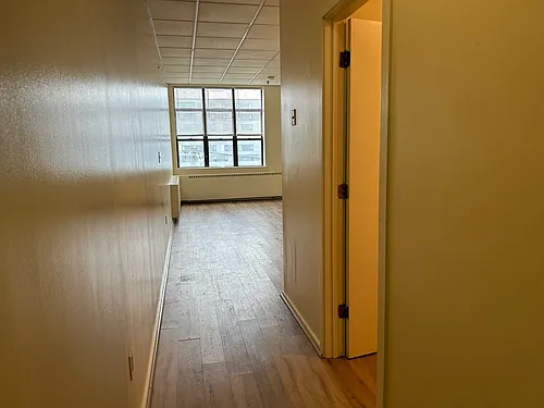 Floor plan 422