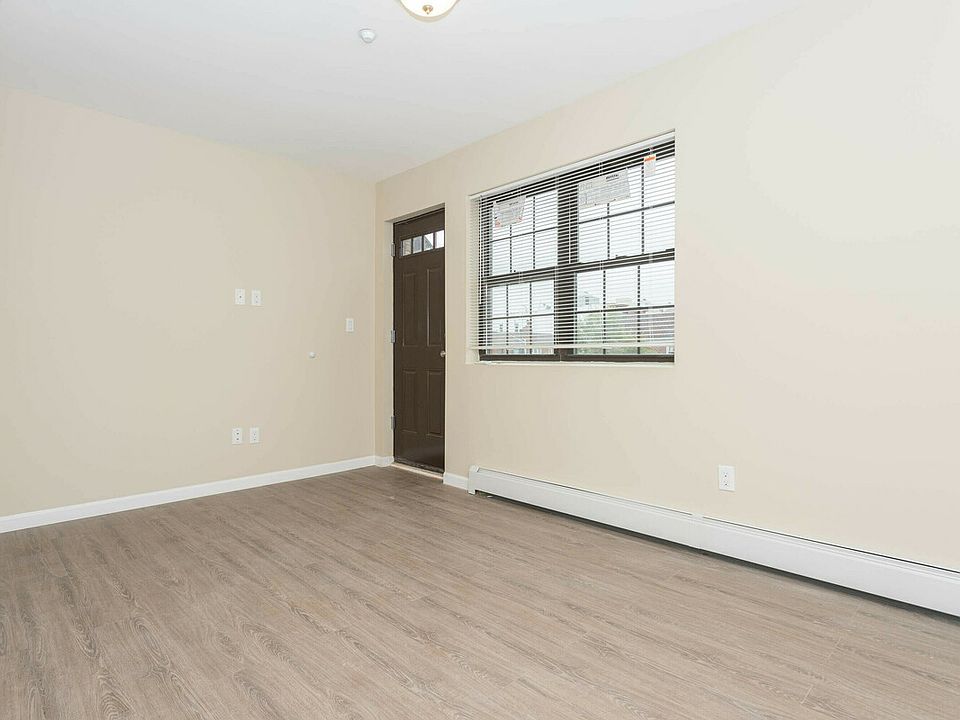 1st image of 32-90 37th St #3B