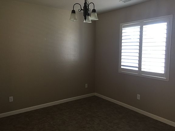 3rd image of 4630 W Elkhorn Ave