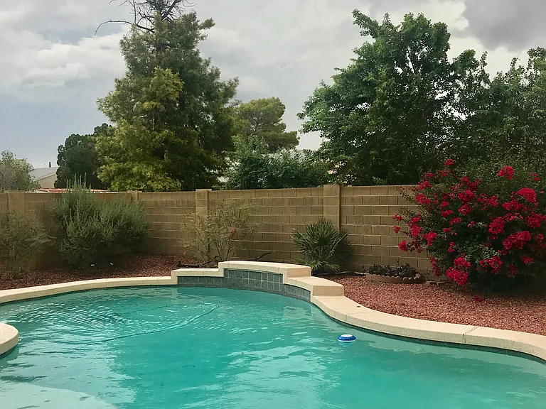 6863 W Jenan Dr — Photo 1