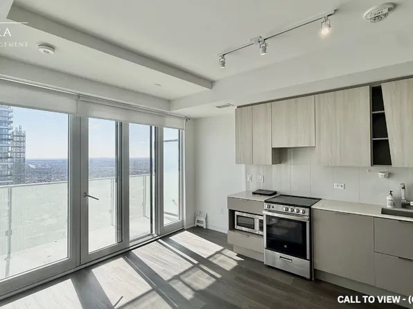 3900 Confederation Pkwy, Mississauga, ON