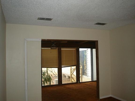 3rd image of 317 Paloma St