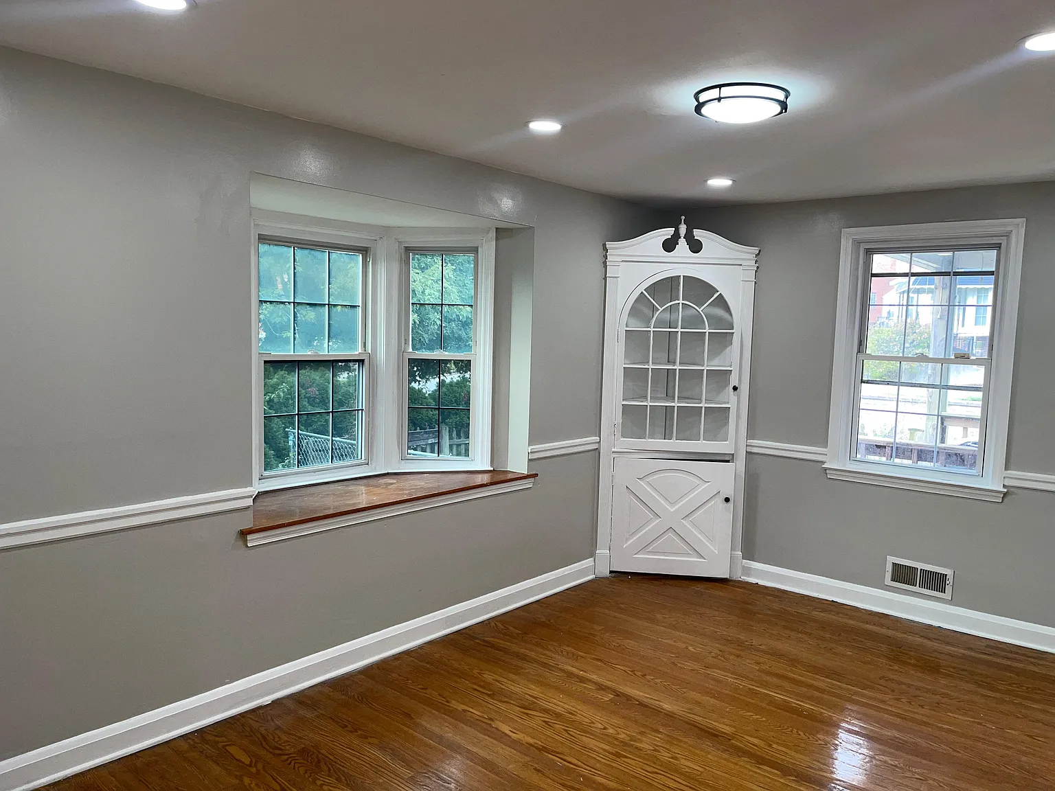 3 bed, 1767 sqft, $2,450 — Photo 4