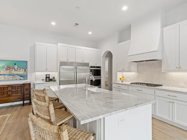 9847 Mixon Dr — Photo 10
