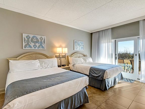 4th image of 207/208 Sandcastles Ct #207/208
