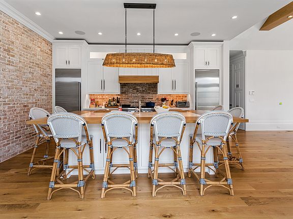 4th image of 57 Pond Ln