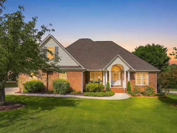 817 Indian Trail Run, Inman, SC 29349