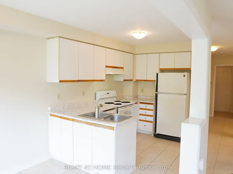 50 Oldhill St — Photo 7