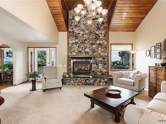 4th image of 5220 Pryor Mountain View Dr