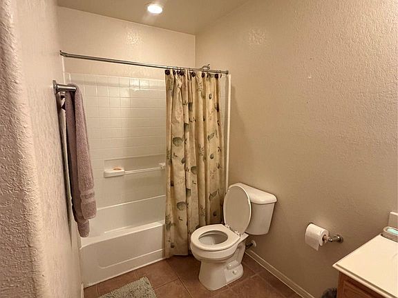 4th image of 21539 Kingston Terrace Ln