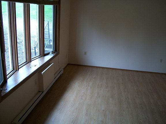 496 Mercer Road Butler Pa for rent 724-712-9272