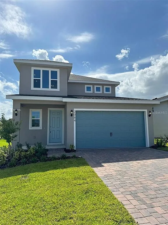 4 bed, 2.5 bath, 2093 sqft, $2,800 — Photo 1