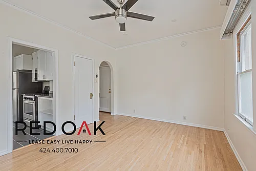 852 N Oxford Ave #854 Photo 1 852 N Oxford Ave #854 Photo 1
