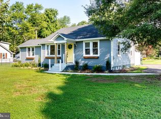 200 W Hawthorne Dr, La Plata, MD 20646