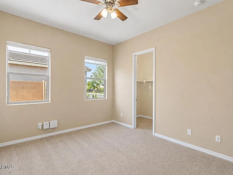2827 E Muirfield St — Photo 29