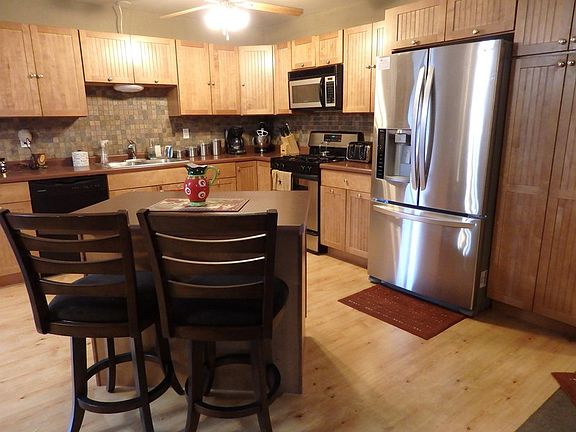 3rd image of 936 Sweet Cicely Dr