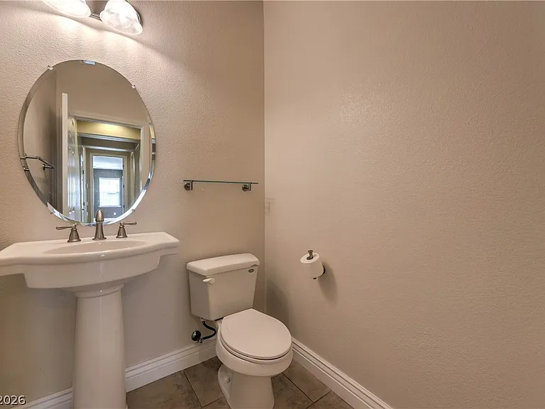 8347 Campbell Springs Ave — Photo 27