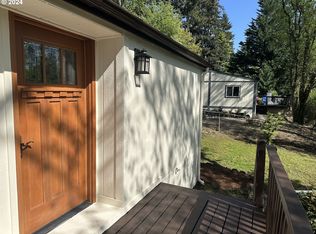 16423 SE Hearthwood Dr, Clackamas, OR 97015