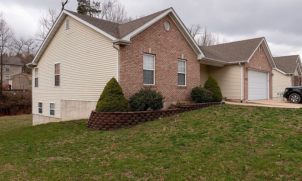 1st image of 612 Lindsey Dr