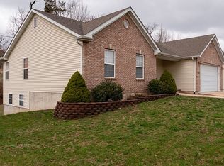 612 Lindsey Dr, Union, MO 63084