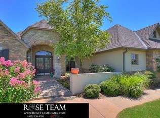 17116 Hawks Ridge Ln, Edmond, OK 73012