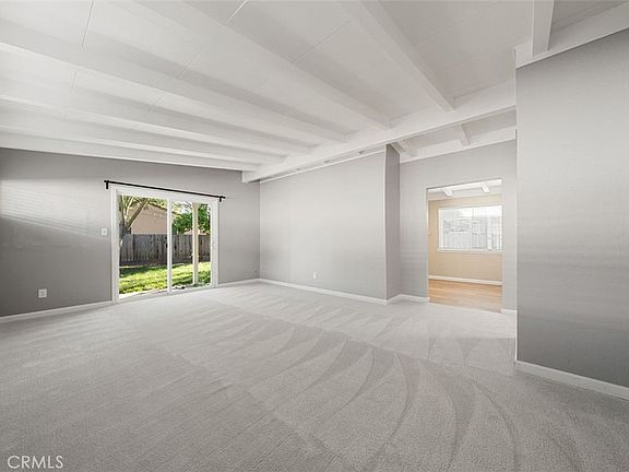 5th image of 133 Buckeye St