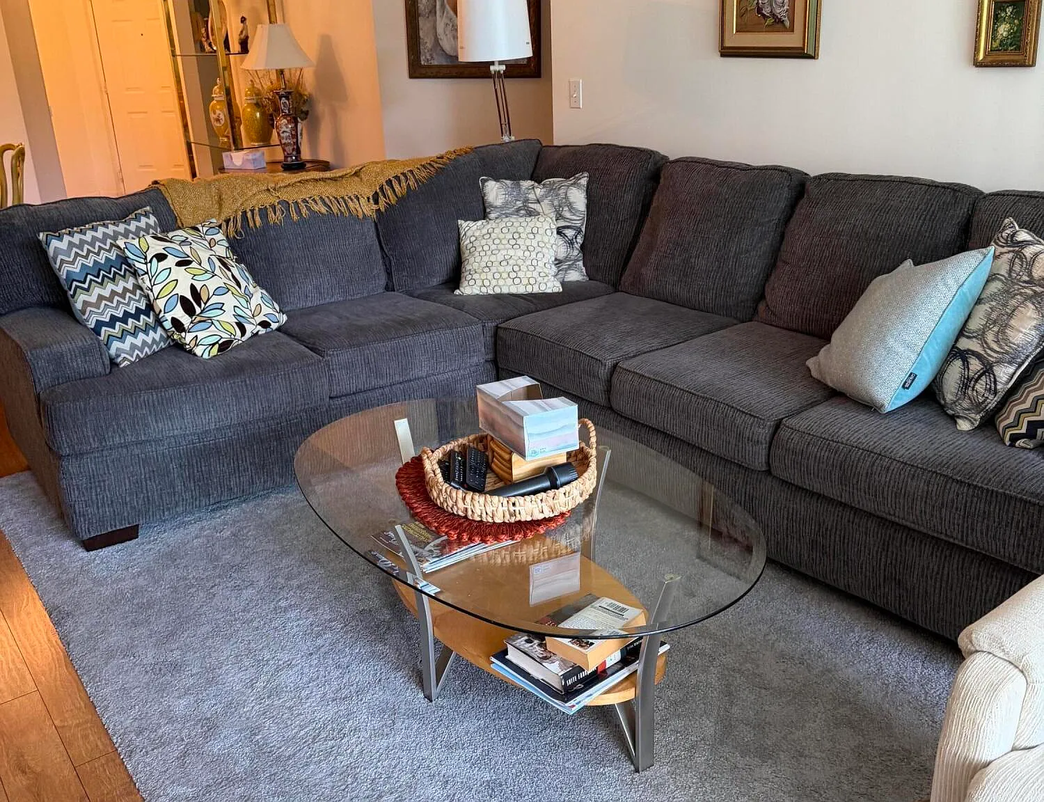 3 bed, 2.0 bath, 1374 sqft, $3,500 — Photo 1