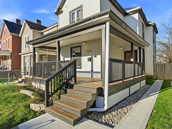 2nd image of 997 Oakwood Ave